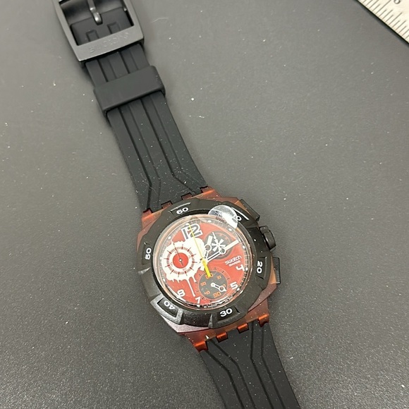 NIP Swatch SUKR100J New Chrono Reddish -2008 runs well - Picture 1 of 4